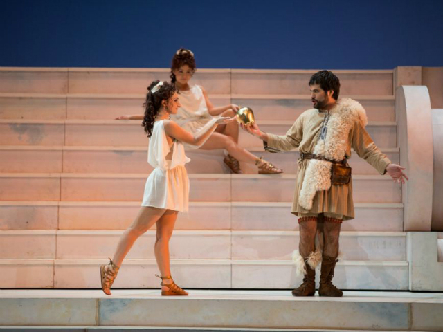 La Belle Hélène Opéra De Toulon 2014 Production Toulon France Opera Online The 
